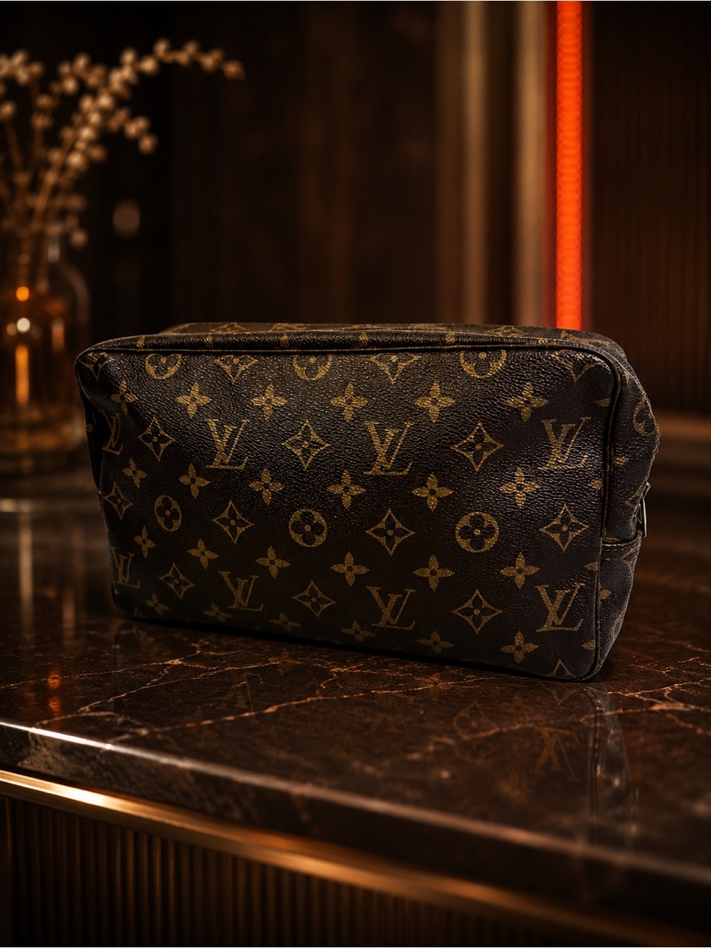 Louis Vuitton Monogram Trousse Toilette 28 Vintage Cosmetic Pouch Toiletry Bag